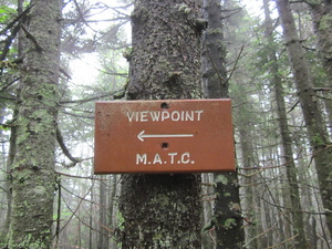 Appalachian Trail Sign to viewpoint